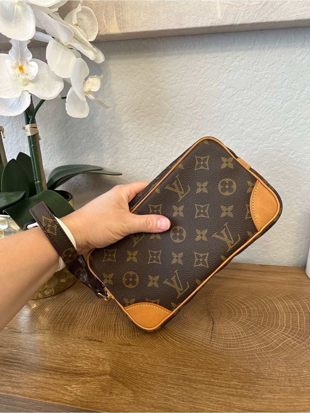 Louis Vuitton Marly Dragonne PM Brown Monogram Canvas Wristlet with Strap - Picture 16 of 16